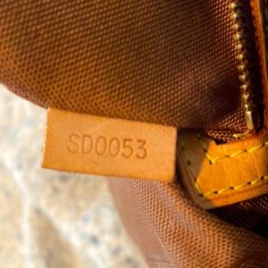 Louis Vitton Bag . Slightly used. Very clean inside.